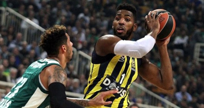Fenerbahçe, Panathinaikos'a 70-68 mağlup oldu