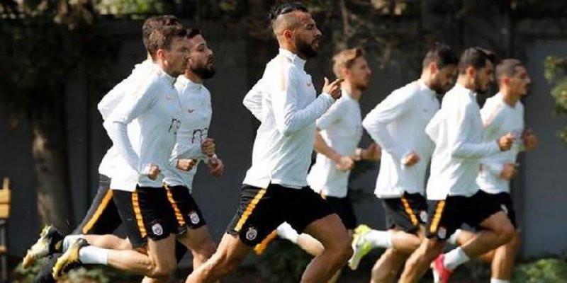 Galatasaray, Fenerbahçe maçının hazırlıklarına başladı