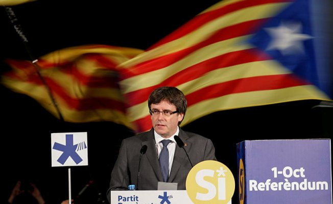 Katalonya Başkanı Puigdemont: 10 Ekim Salı günü bağımsızlığı ilan ediyoruz