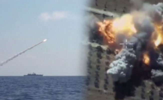 Rus denizaltılar IŞİD'i böyle vurdu