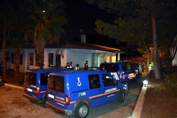 Marmaris'te FETÖ/PDY mensubu 11 kişi Yunanistan'a kaçarken yakalandı