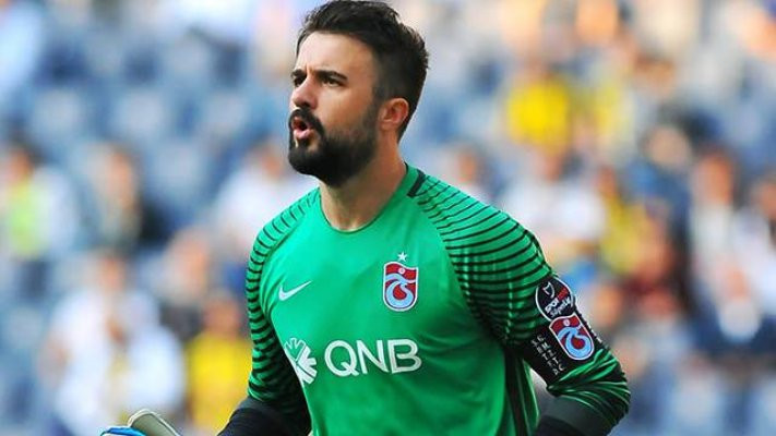 Trabzonspor 'lu Onur Kıvrak'a sert sözler...