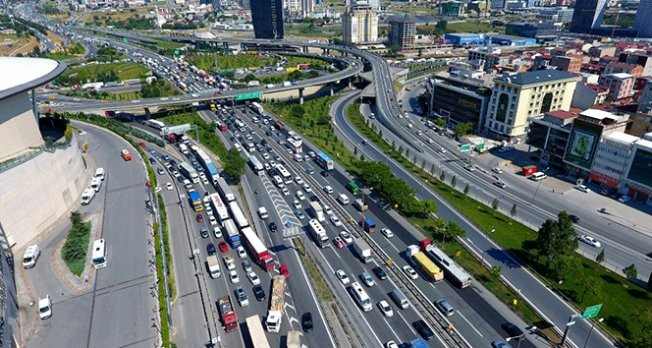 Dikkat! İstanbul'da yarın bu yollar trafiğe kapalı