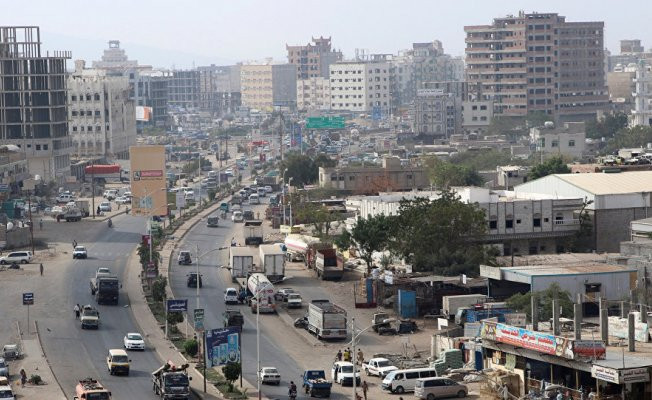 Aden'de ayrılıkçılar hükümet binalarını ele geçirdi