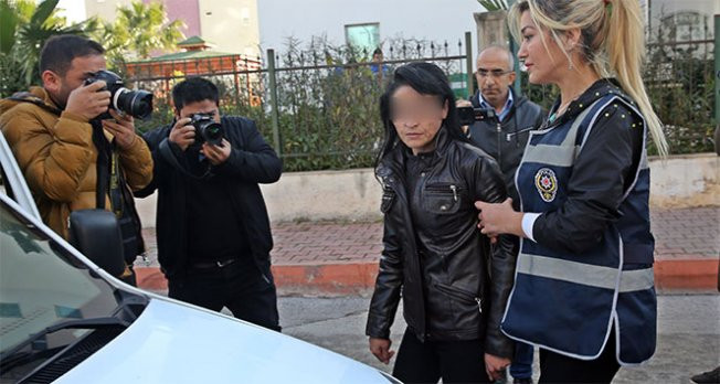 Antalya'da canlı yayındaki dayağa 4 gözaltı