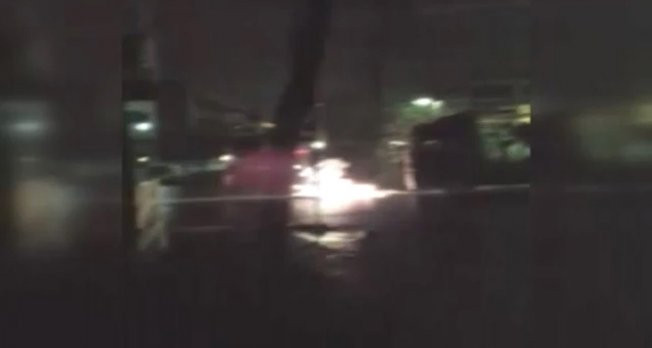 Bağcılarda trafodaki patlama anları geceyi aydınlattı video izle