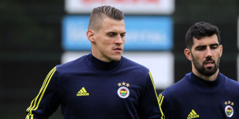 Fenerbahçe'ye Martin Skrtel'den kötü haber!