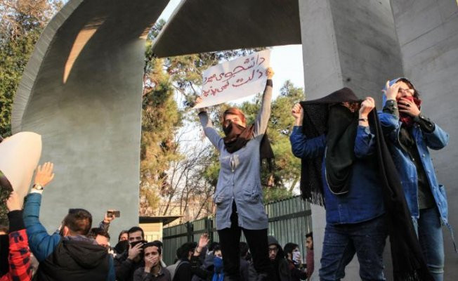 İranlı gençler ne paylaşımı yaptı?