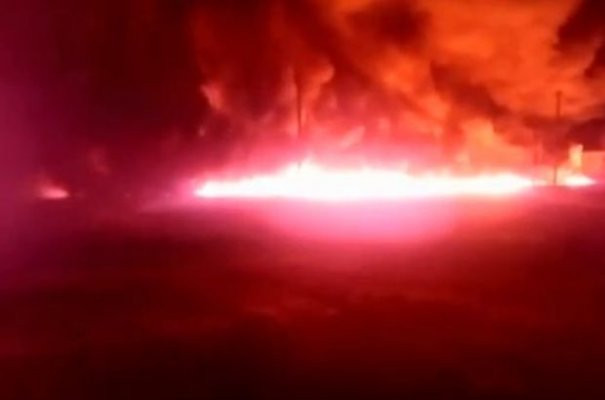 Rusya'da petrol boru hattında yangın