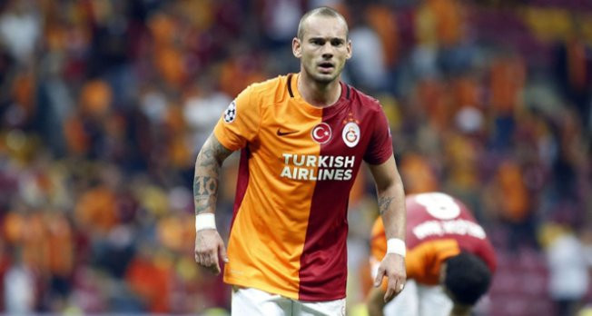 Sneijder, Al-Gharaffa’ya transfer oldu!