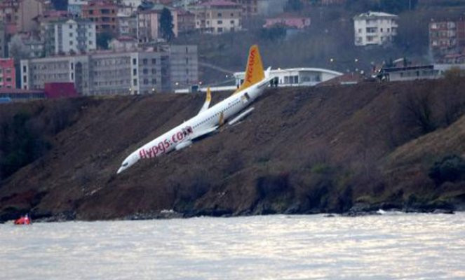 Trabzon'da pistten çıkan uçak ile ilgili soruşturma