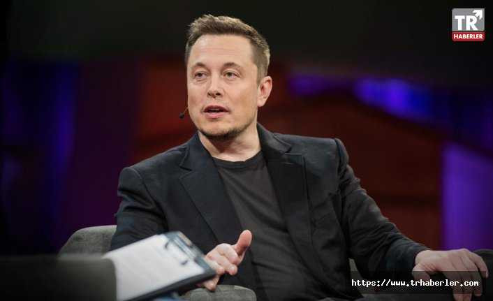 Elon Musk tarih verdi! Mars'a yolculuk için...