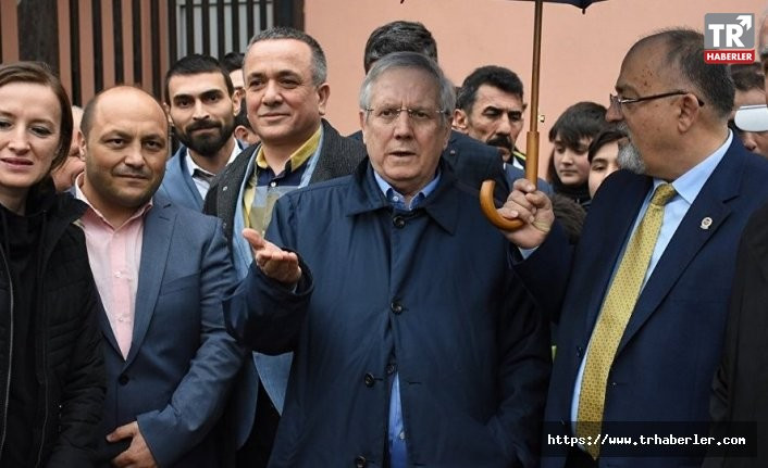 Fenerbahçe Başkanı Yıldırım, 'Hedef 1 Milyon Üye' gecesine katıldı