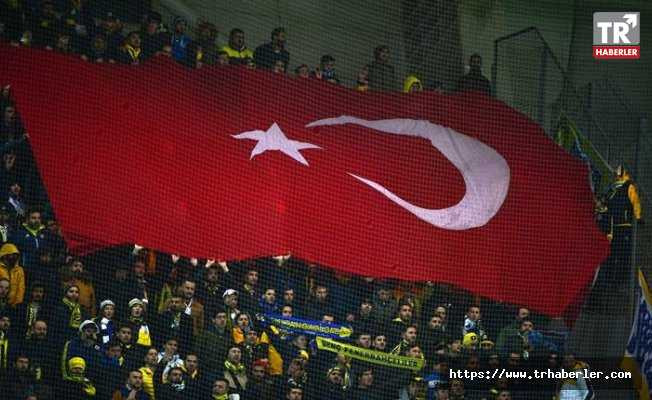 Fenerbahçe - Galatasaray taraftarı Mehmetçik için tek yürek