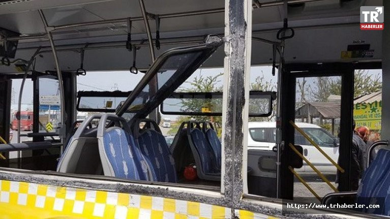 Hafriyat kamyonu İETT otobüsüne çarptı: 6 yaralı