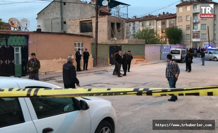 Konya'da iki aile sokak ortasında çatıştı: 2'si ağır 3 yaralı