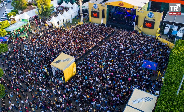 Çukurova Rock Festivali 80 bin müzikseveri ağırladı