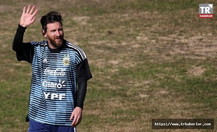 Lionel Messi futbolu bırakmak istediği kulübü açıkladı