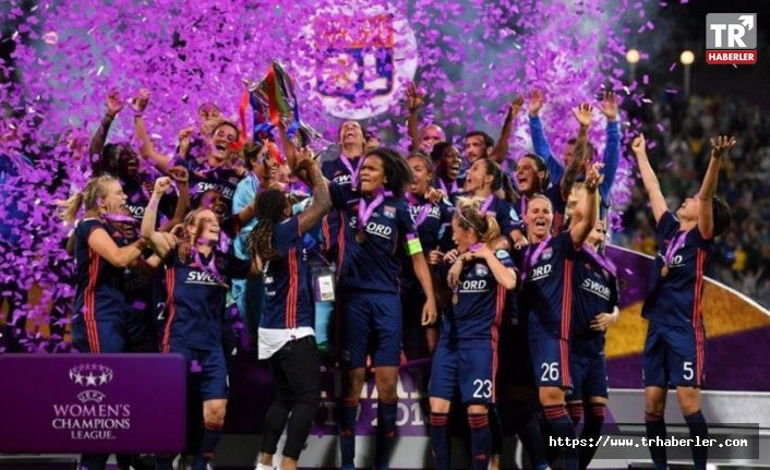 Lyon kadın futbolunda tarih yazdı!
