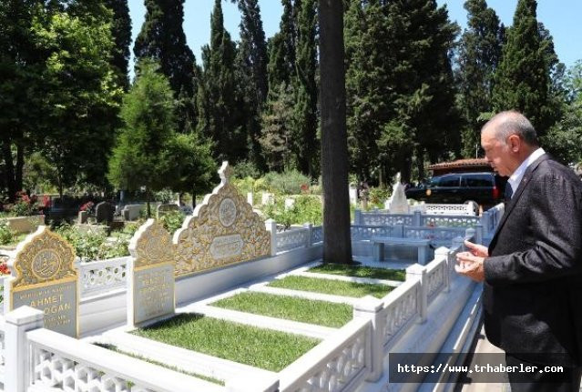 Erdoğan anne ve babasının mezarlarını ziyaret etti