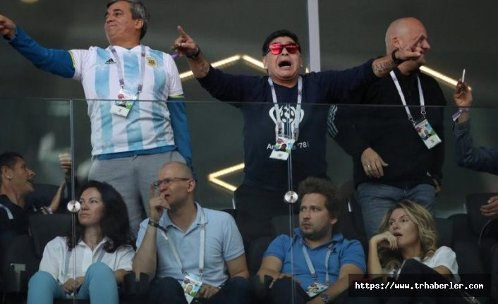 Maradona Rusya ve taraftarlardan özür diledi