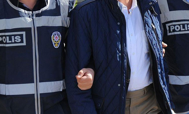 Mersin'de 16 yabancı öğrenciye FETÖ gözaltısı