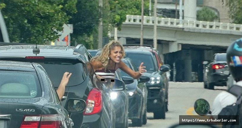 Beckham'ı gören kadın taraftar trafikte göğsünü açtı!