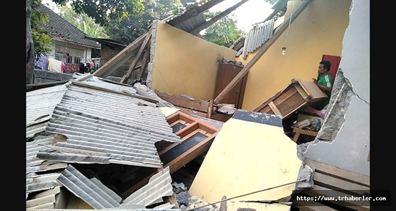 Endonezya’da deprem, 10 kişi öldü!