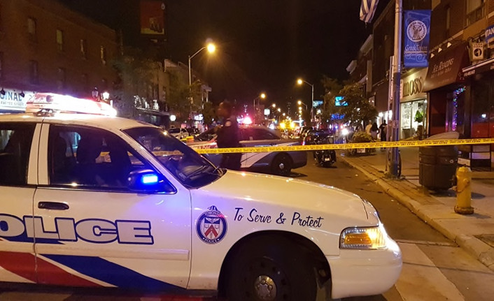 Toronto'da silahlı saldırı ! Ölü ve yaralılar var