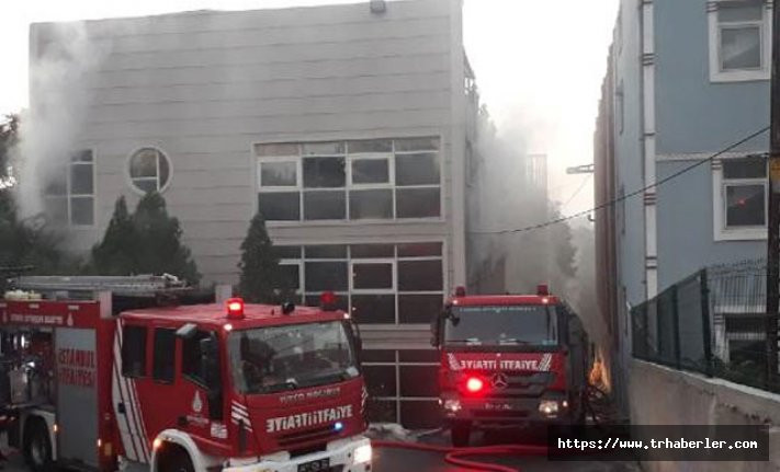 Başakşehir'de çorap fabrikasında yangın