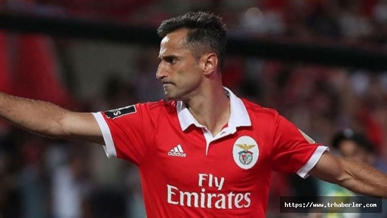 Benfica'nın gol kralı teklifi reddetti
