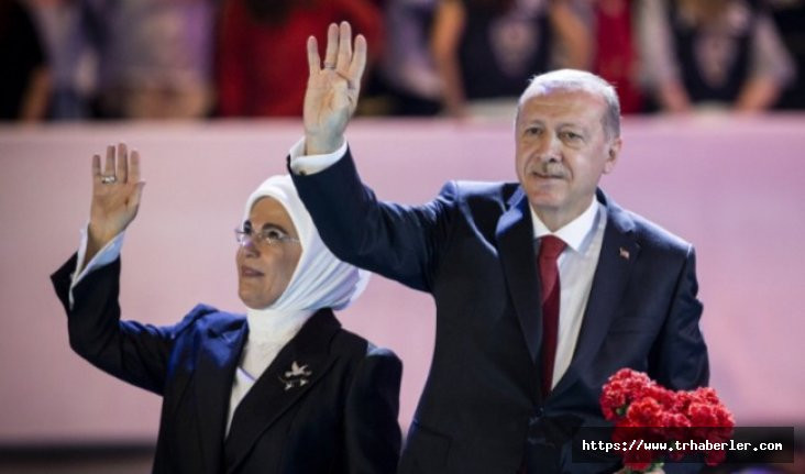 Cumhurbaşkanı Erdoğan 1380 oyla yeniden genel başkan oldu!