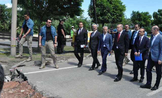 Cumhurbaşkanı Erdoğan, Ordu'da sel bölgesinde incelemelerde bulundu