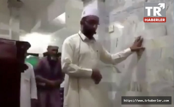 Endonezya'daki 7 büyüklüğündeki deprem esnasında imam ve cemaat namaza böyle devam etti! video izle