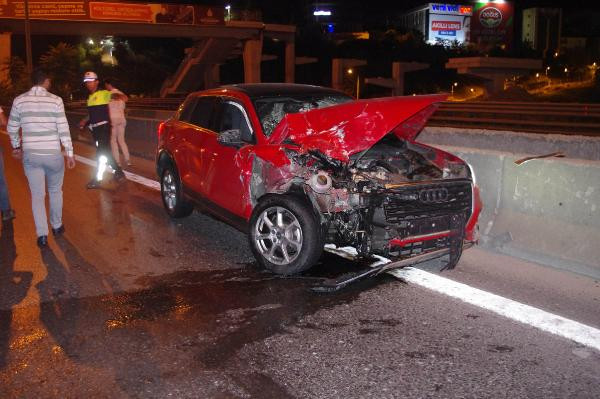 Maltepe'de trafik kazası: 1 ölü, 1'i ağır 2 yaralı
