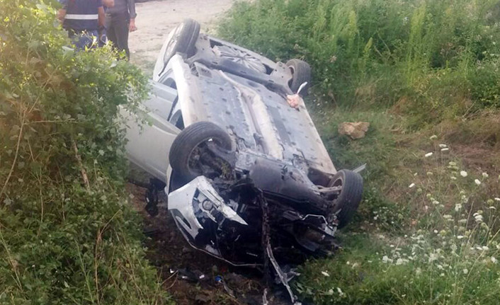 Safranbolu'da otomobil devrildi: 4 yaralı