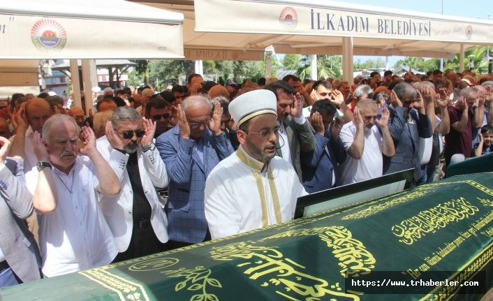 Şişko Nuri lakaplı Sıtkı Sezgin'in cenazesinde büyük vefasızlık!