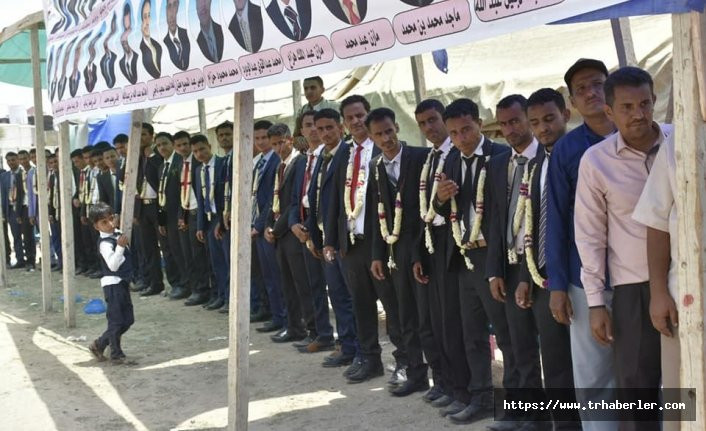Yemen’de düzenlenen toplu düğün töreninde 96 kişi evlendi