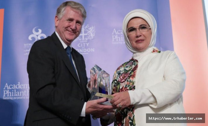 Emine Erdoğan'a 'İnsani Hizmet Takdir Ödülü'