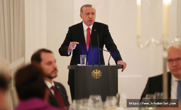 Erdoğan: "Teröristler Almanya’da elini kolunu sallayarak dolaşmaktadır”