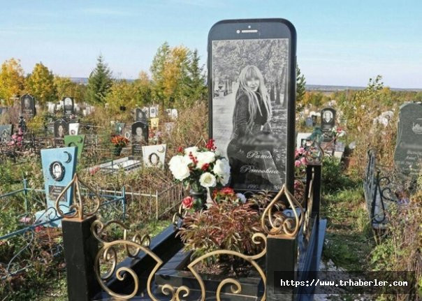Gören İnanamıyor Bir Daha Bakıyor İphone 6’dan Mezar Taşı