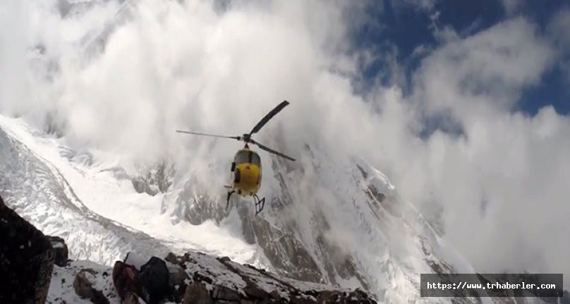 Himalayalar’da helikopter kayboldu