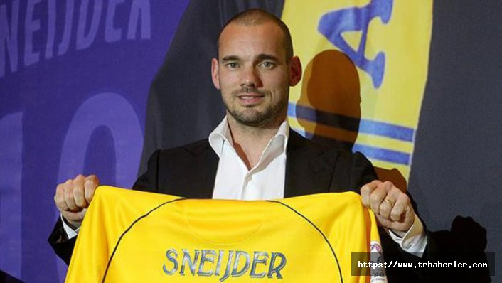 Sneijder trafik kazası geçirdi!