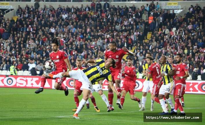 Fenerbahçe gülmeyi unuttu! Sivasspor - Fenerbahçe maçı özeti izle
