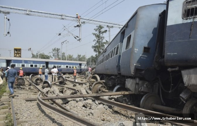 Hindistan'da Tren Kazası Yaşandı Ölü ve Yaralılar Var