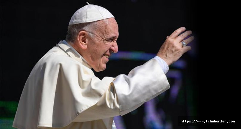 Papa Şeytanı Suçladı! Katolik Kilisesini Yıkmak İçin Fazla Mesai Yapıyor