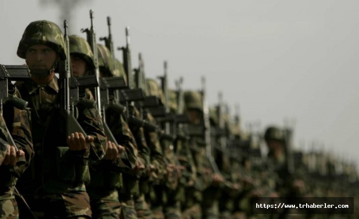 Askerlik Kısalıyor mu? Hulusi Akar'dan askerlik süresi açıklaması