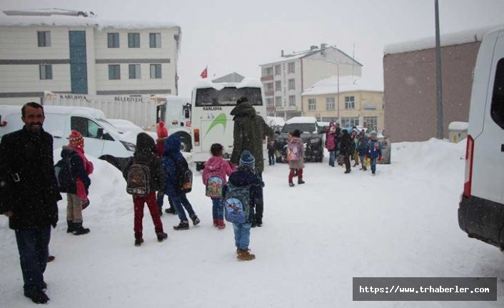 Van'da 'kar tatili' kararı: Valilikten açıklama! Okullar tatil mi?
