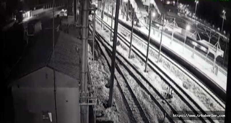 İşte Ankara'daki hızlı trenin çarpışma anı! (Ankara tren kazası görüntüleri) - Video izle