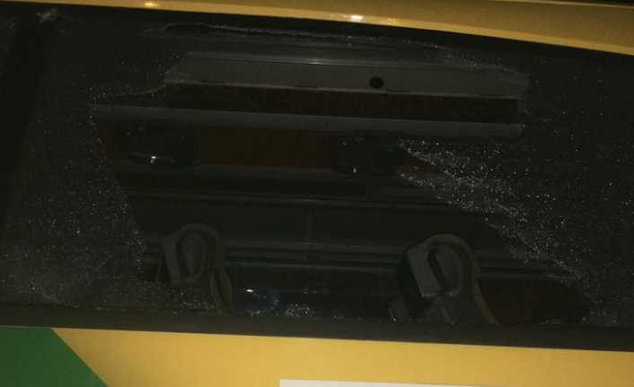 Konyaspor otobüsüne Trabzon'da taşlı saldırı!